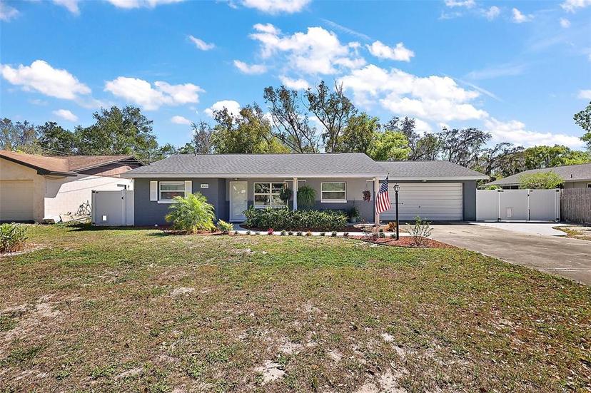 Picture of 3860 Branch Avenue, Mount Dora FL 32757