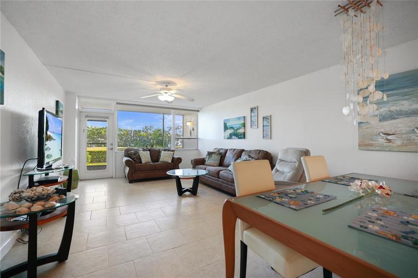 Picture of 2617 Cove Cay Drive Unit 108, Clearwater FL 33760