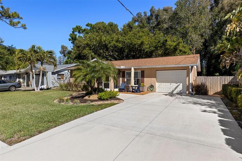 Picture of 14 Cypress Drive, Palm Harbor FL 34684