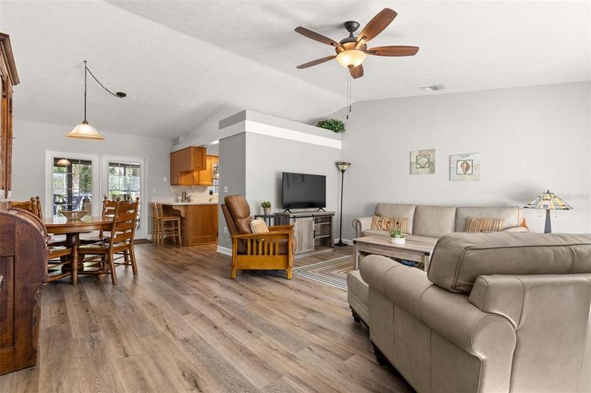 Picture of 14 Cypress Drive, Palm Harbor FL 34684