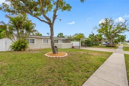 Picture of 5103 Town N Country Boulevard, Tampa, FL 33615