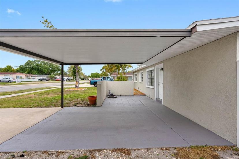 Picture of 5103 Town N Country Boulevard, Tampa FL 33615