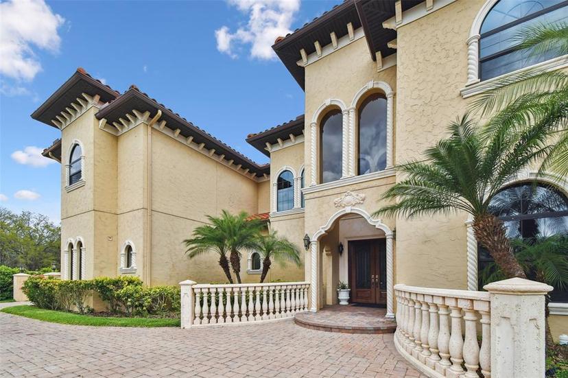 Picture of 17005 Madres De Avila, Tampa FL 33613