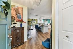 Picture of 1887 Oak Forest Drive E, Clearwater, FL 33759
