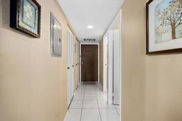 Picture of 935 N Halifax Avenue Unit 309, Daytona Beach, FL 32118