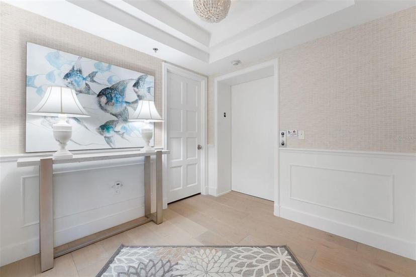 Picture of 2410 Harbourside Drive Unit 142, Longboat Key FL 34228