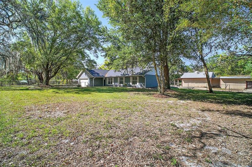 Picture of 331 W Lewis Avenue, Apopka FL 32712