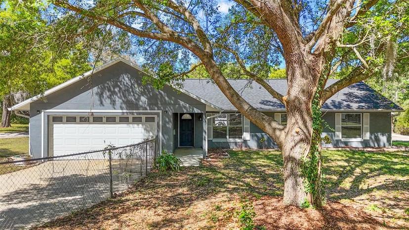 Picture of 331 W Lewis Avenue, Apopka FL 32712