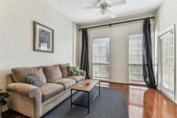 Picture of 402 S Armenia Avenue Unit 137, Tampa, FL 33609