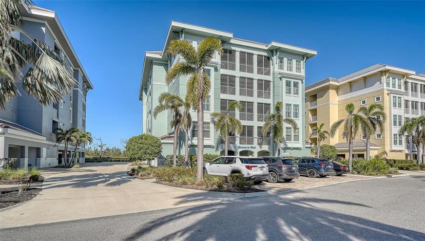 Picture of 388 Aruba Circle Unit 201, Bradenton FL 34209