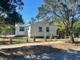 Picture of 300 S Highland Avenue, Tarpon Springs, FL 34689