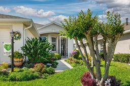 Picture of 27121 Greenfly Orchid Lane, Leesburg, FL 34748