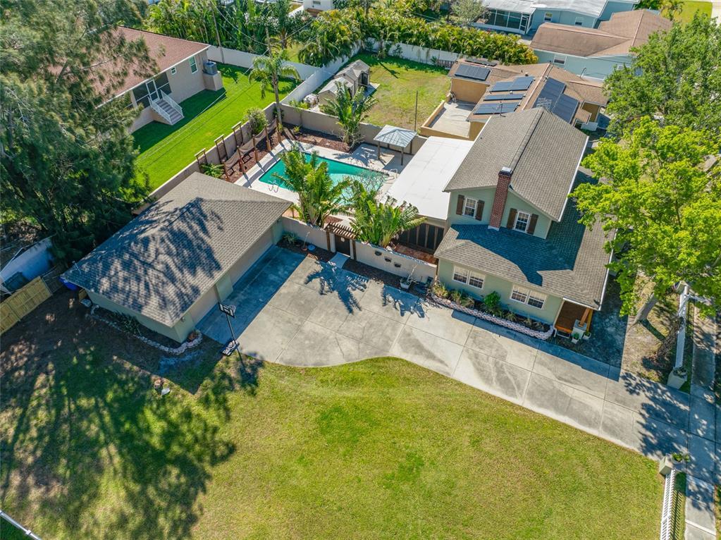 Picture of 8205 Overlook Place Ne, St Petersburg, FL 33702