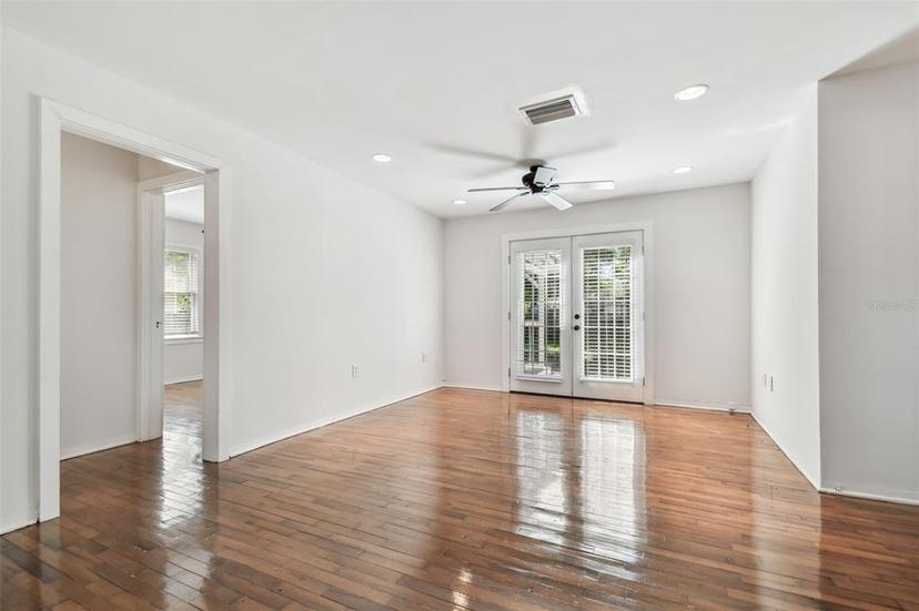 Picture of 1401 E North Street, Tampa FL 33604