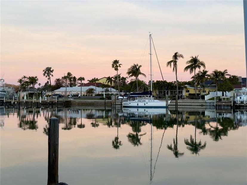Picture of 350 Pinellas Bayway S Unit 2, St Petersburg FL 33715