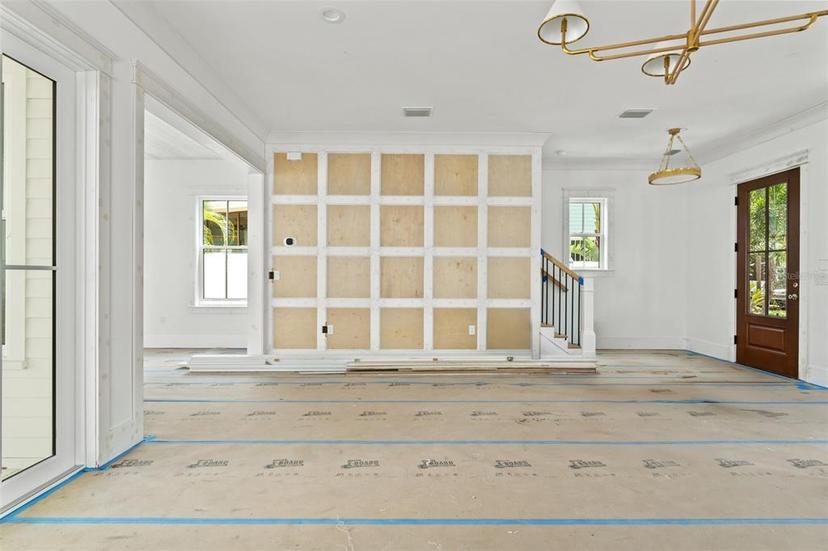 Picture of 321 12Th Avenue Ne, St Petersburg FL 33701