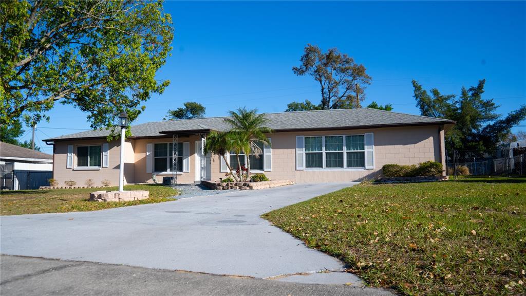 Picture of 345 W Seminole Avenue, Eustis, FL 32726