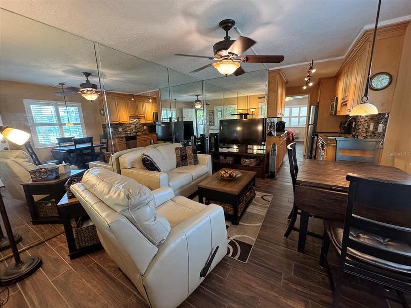 Picture of 20857 Haulover Cove Unit 1, Lutz FL 33558