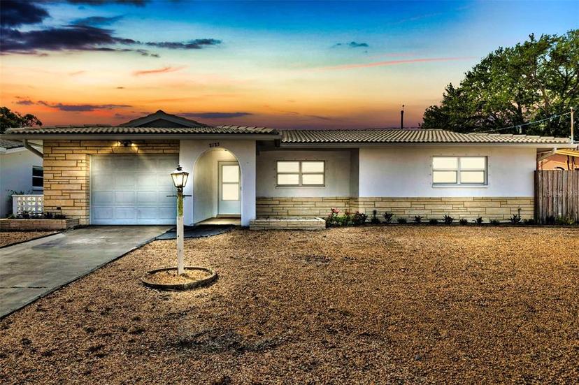 Picture of 2125 Greenbriar Boulevard, Clearwater FL 33763
