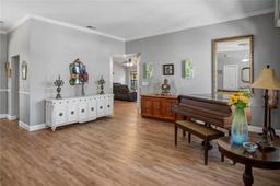 Picture of 525 Waterford Circle W, Tarpon Springs, FL 34688