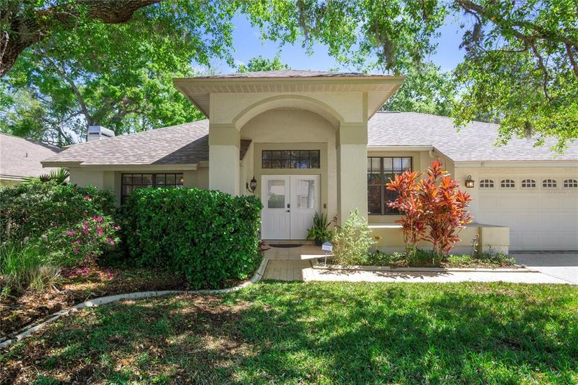 Picture of 525 Waterford Circle W, Tarpon Springs FL 34688