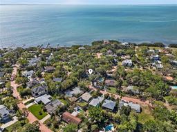 Picture of 1320 Coral Way S, St Petersburg, FL 33705