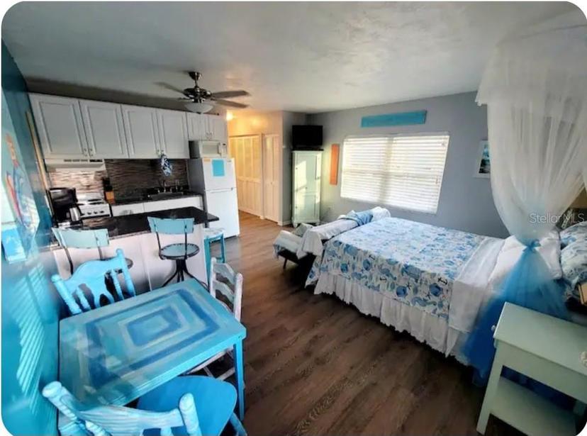 Picture of 282 Treasure Island Causeway Unit 19, St Petersburg FL 33706