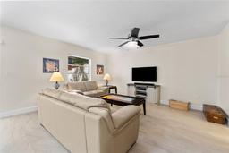Picture of 2700 Bayshore Boulevard Unit 512, Dunedin, FL 34698