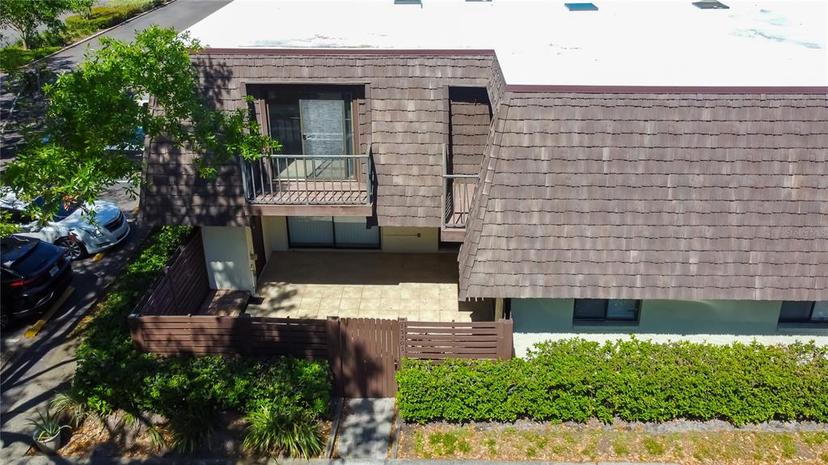 Picture of 15203 W Pond Woods Dr, Tampa FL 33618