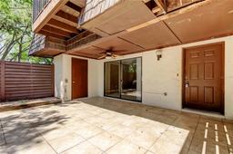 Picture of 15203 W Pond Woods Dr, Tampa, FL 33618