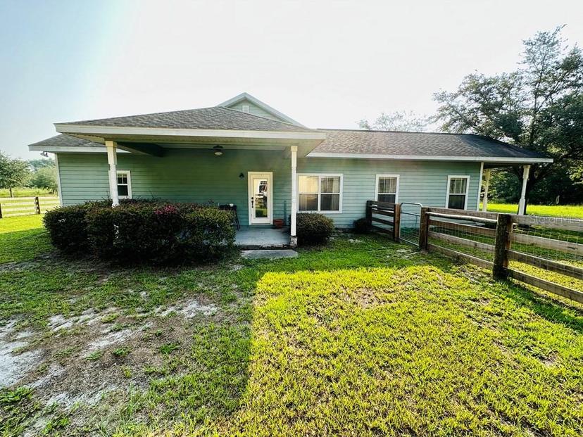 Picture of 3600 Frederick Avenue, Bell FL 32619