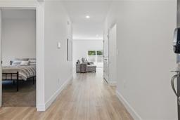 Picture of 851 W 24Th Place, Sanford, FL 32771