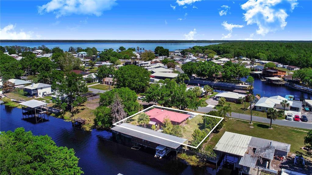 Picture of 142 Lakeview Drive, Haines City, FL 33844