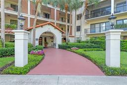 Picture of 100 S Interlachen Avenue Unit 503, Winter Park, FL 32789