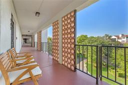 Picture of 100 S Interlachen Avenue Unit 503, Winter Park, FL 32789