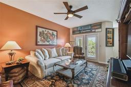 Picture of 2010 E Palm Avenue Unit 15210, Tampa, FL 33605