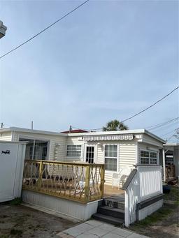 Picture of 2601 Gulf Drive N Unit 221, Bradenton Beach, FL 34217