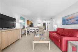 Picture of 600 Sutton Place Unit 101B, Longboat Key, FL 34228