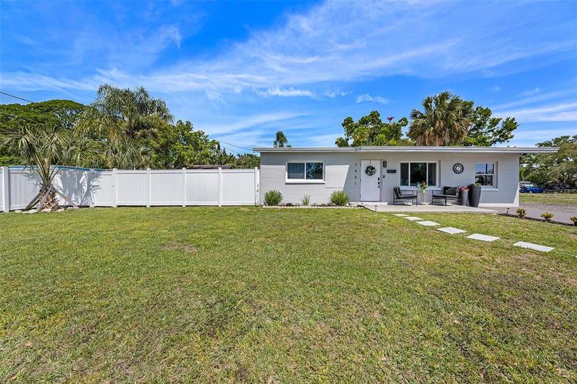 Picture of 7401 35Th Avenue N, St Petersburg FL 33710