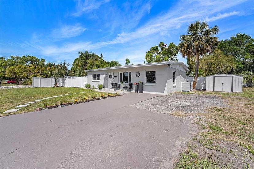 Picture of 7401 35Th Avenue N, St Petersburg FL 33710