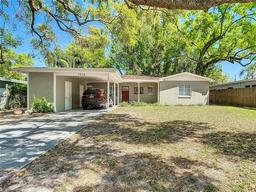 Picture of 7303 N Branch Avenue, Tampa, FL 33604