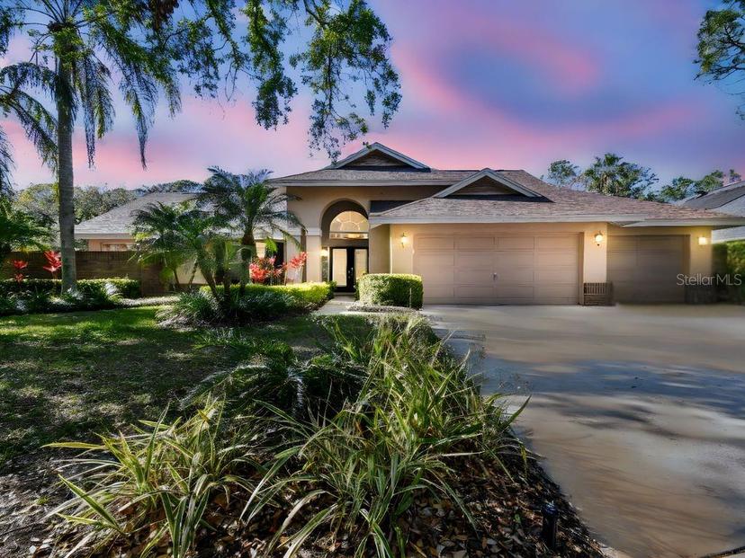 Picture of 8726 Tantallon Circle, Tampa FL 33647