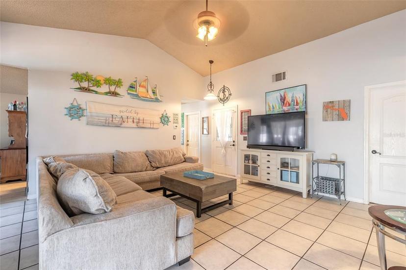 Picture of 811 Smokerise Boulevard, Port Orange FL 32127