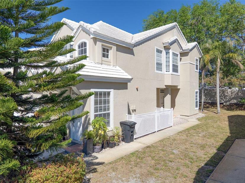 Picture of 6936 Della Drive Unit 33, Orlando FL 32819