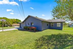 Picture of 10690 SE 44Th Terrace, Belleview, FL 34420