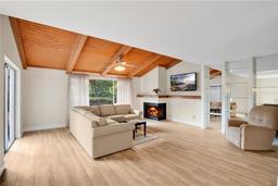 Picture of 122 Spreading Oak Court, Sanford, FL 32773