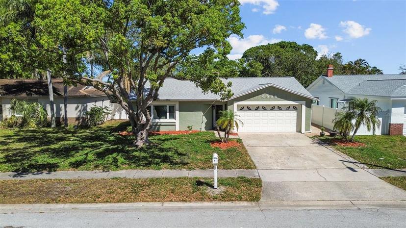 Picture of 6888 124Th Avenue, Largo FL 33773