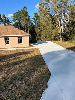 Picture of 11125 SE 119Th Street, Belleview, FL 34420