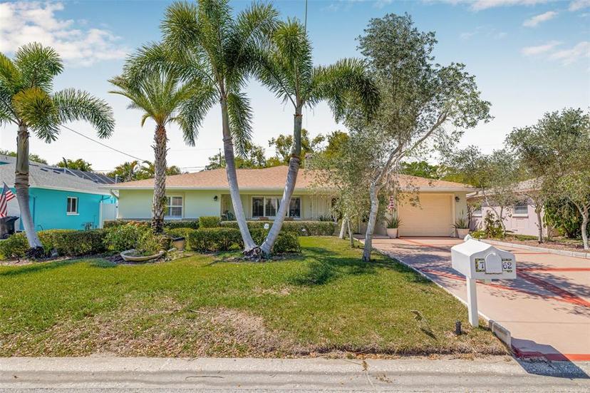 Picture of 762 Marjon Avenue, Dunedin FL 34698