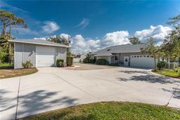 Picture of 820 Bayshore Drive, Englewood, FL 34223